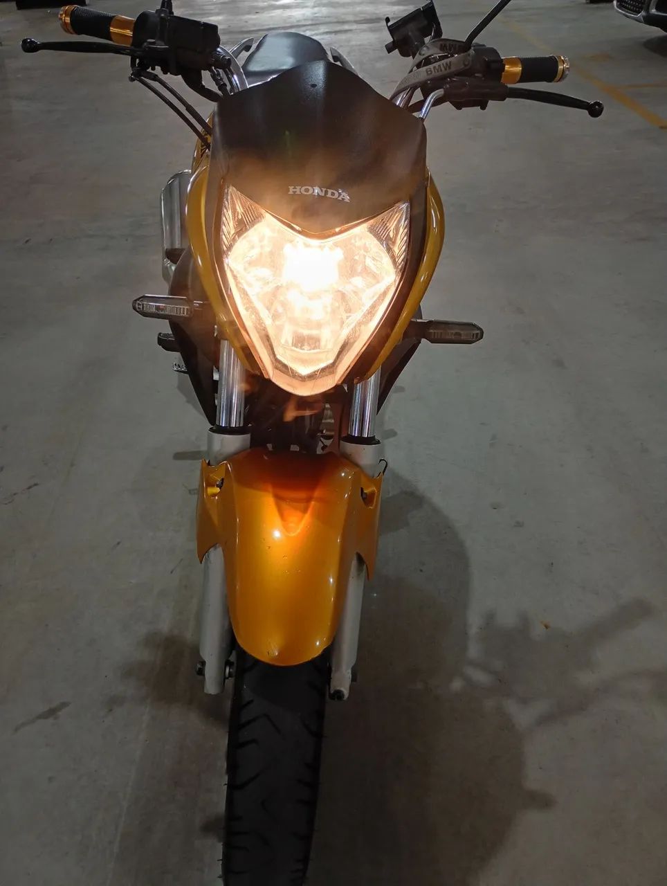 CB300R DOURADA FILÉ. "BARATA" .  - Foto 4
