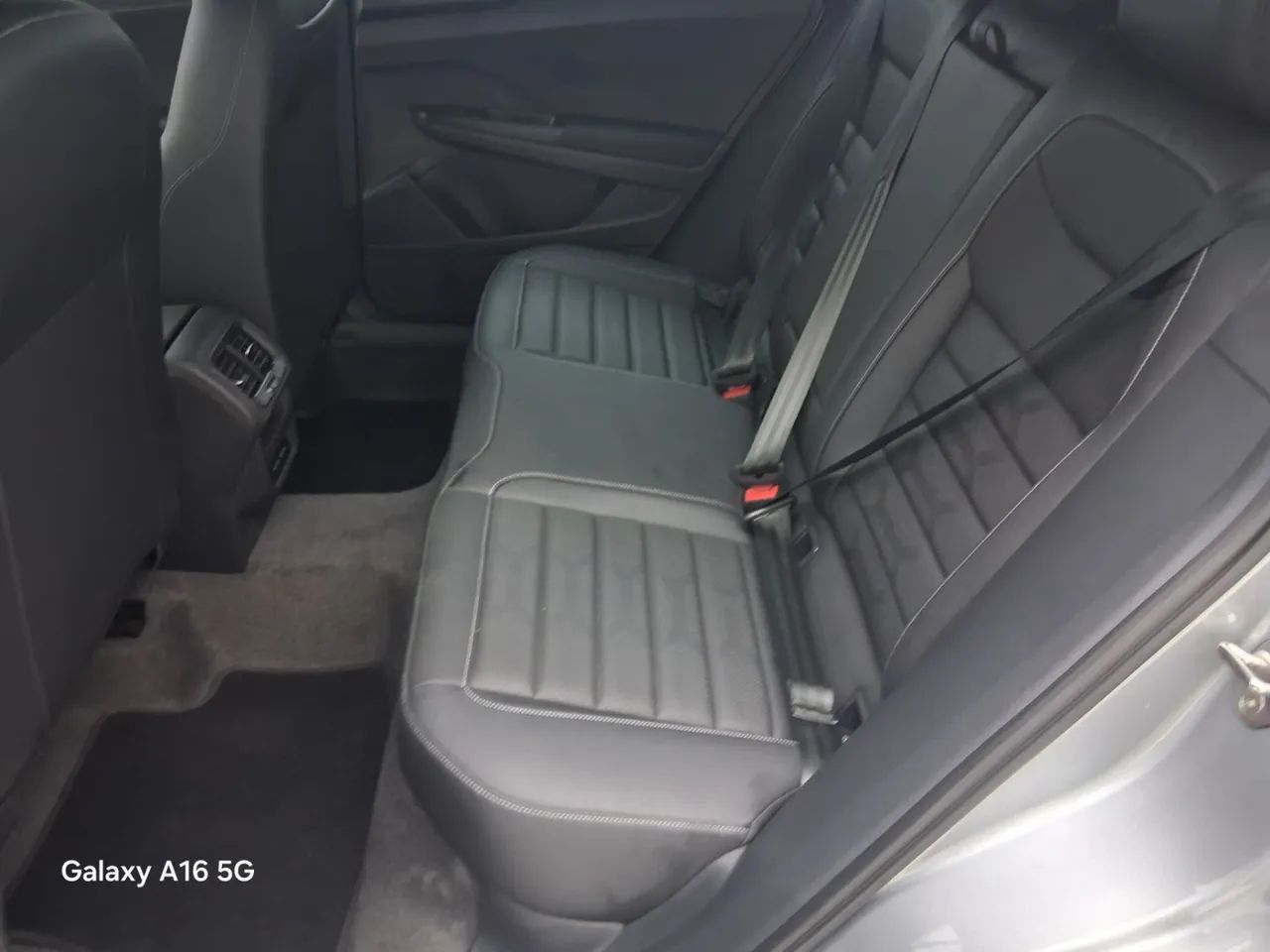 Volkswagen Taos Highline 1.4 250 TSI Flex Aut., foto 17 de 17