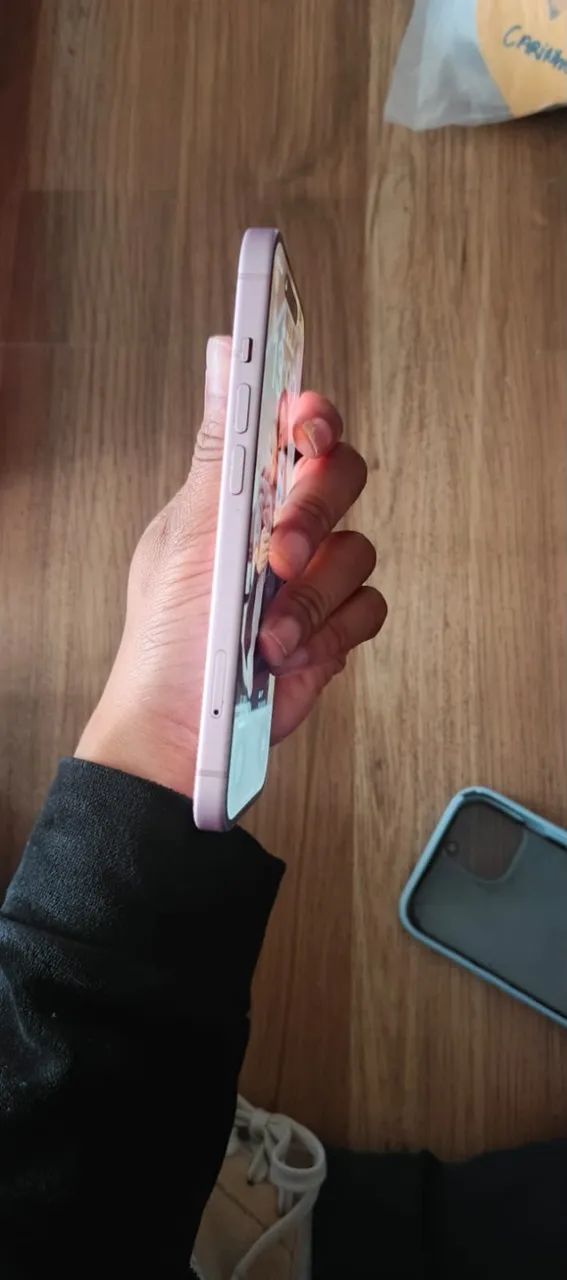 Celular Iphone 15 - Foto 4
