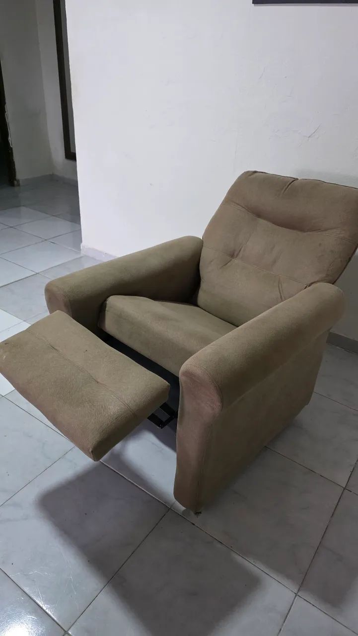 Poltrona confort reclinavel em veludo super confortável, - Foto 2
