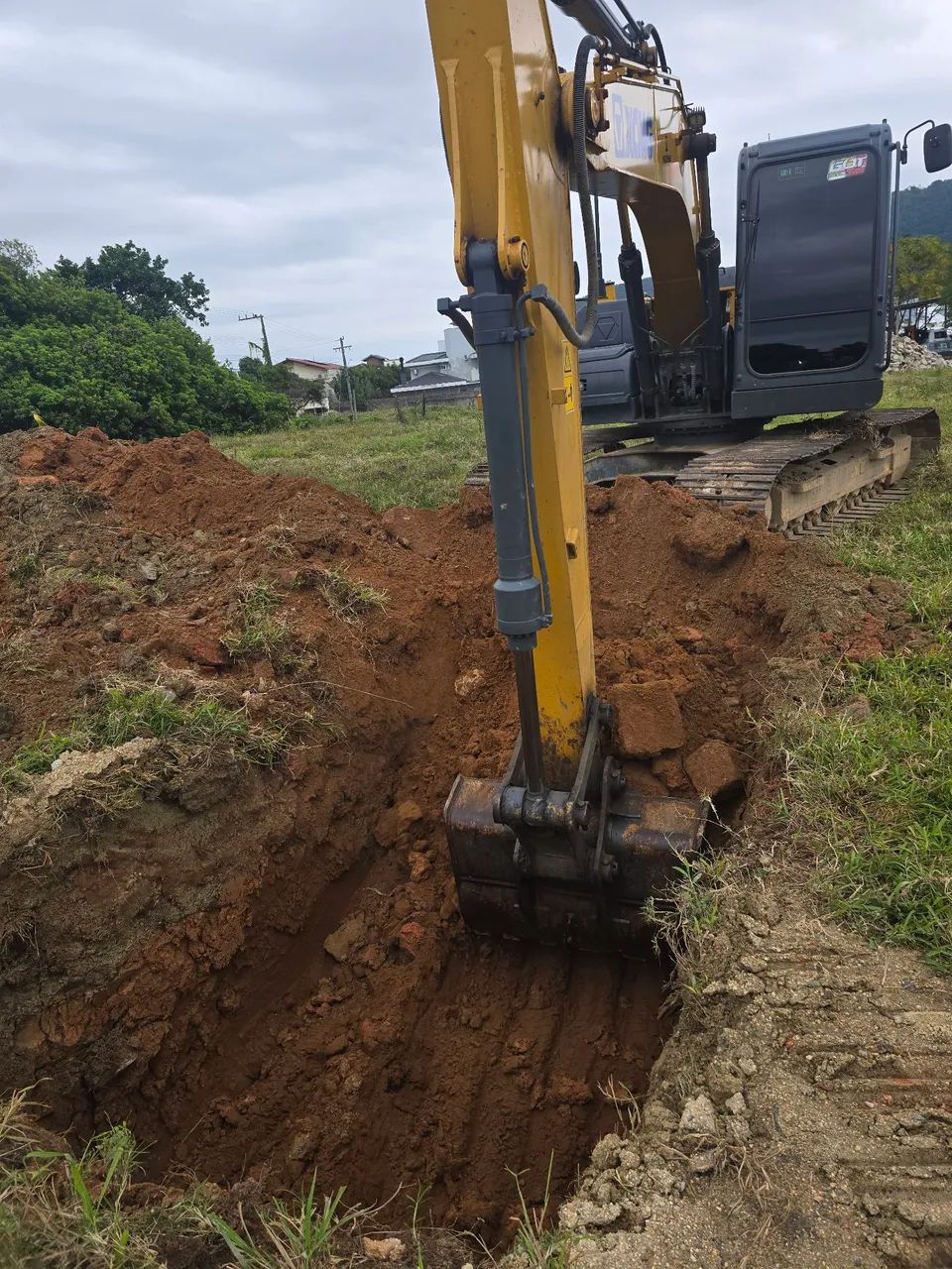 Locação de Máquinas/ Serviços Terraplenagem  - Foto 2