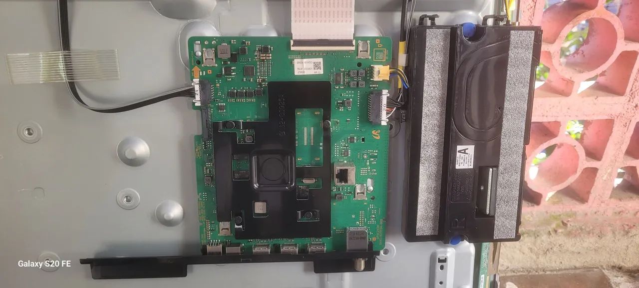 PEÇA DE TV SANSUNG 55 POLEGADAS MODELO: CY-BC055HGEV1G - Foto 2