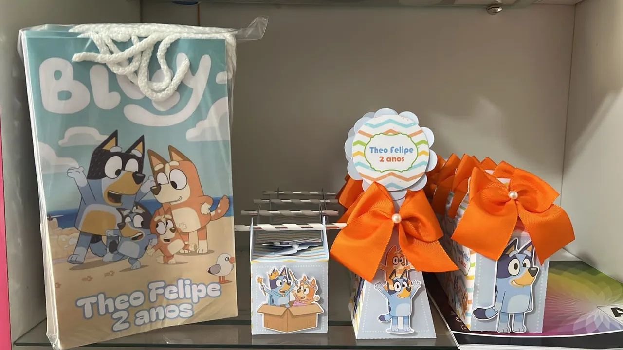 Mimos e sacolinhas para aniversário lindos com design top