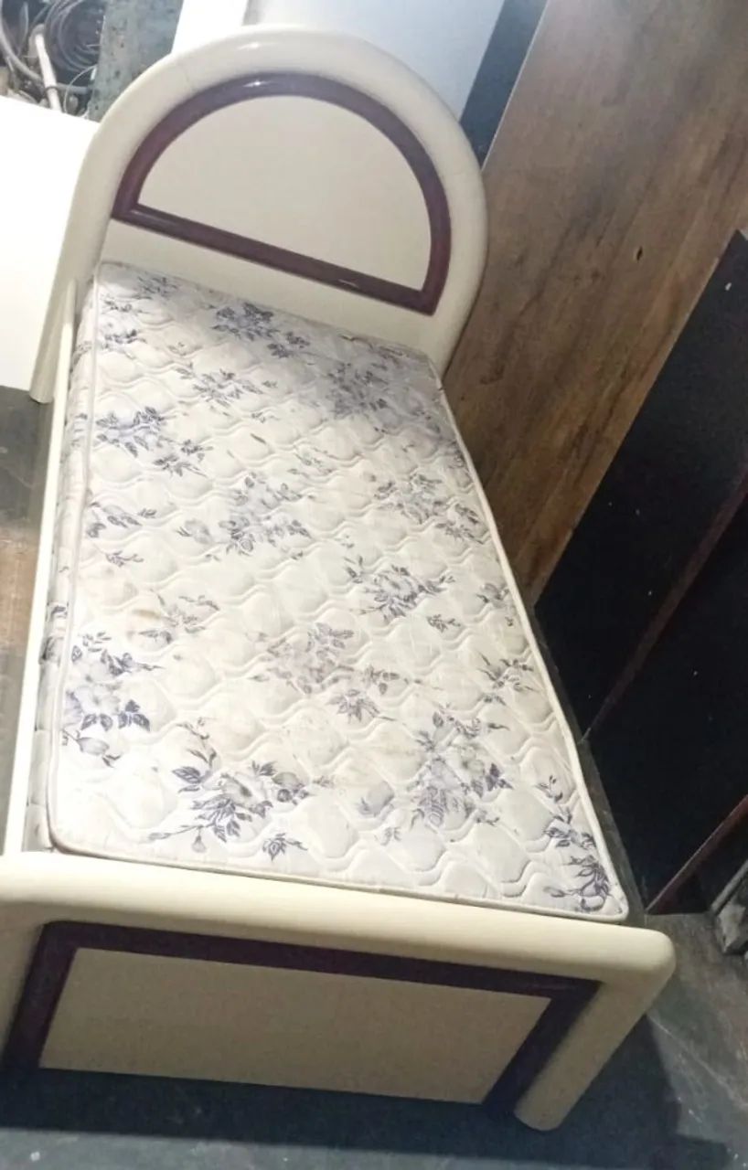 Lindíssima Cama de solteiro Madeira de Boa Qualidade - Foto 3