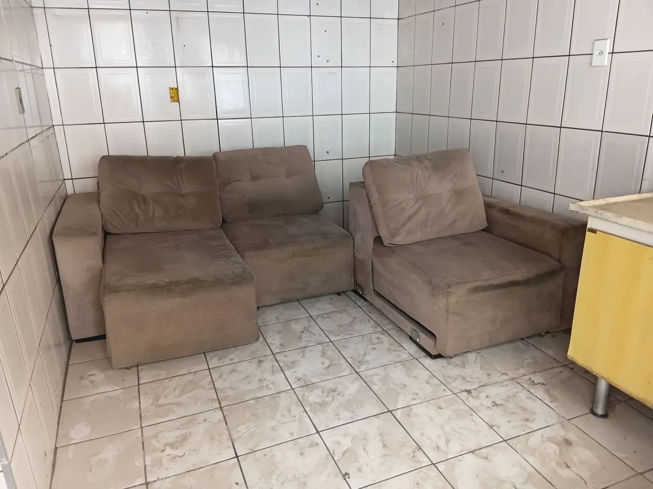 Sofá retrátil 3 lugares 