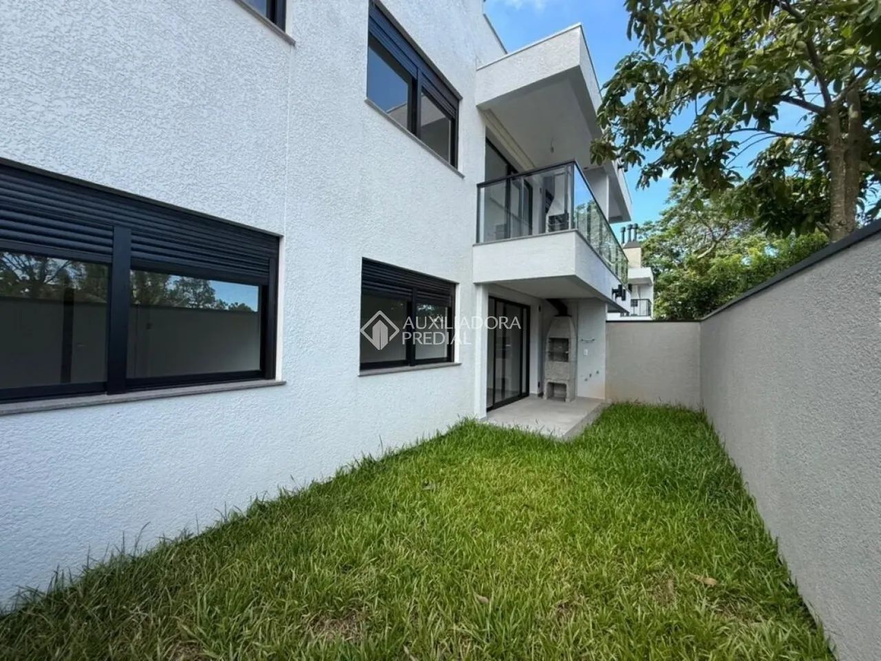 Apartamento Garden, pátio com churrasqueira.