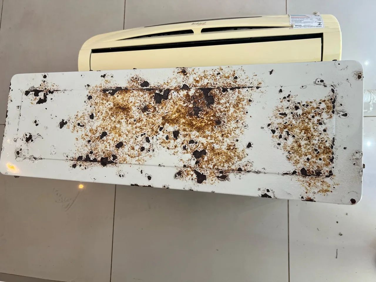 Ar Condicionado Komecco 9 mil BTU - Foto 3