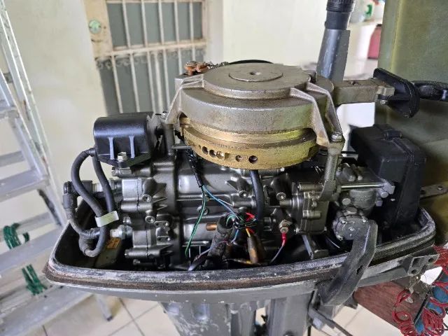 Motor Suzuki 2T 15hp - Foto 5