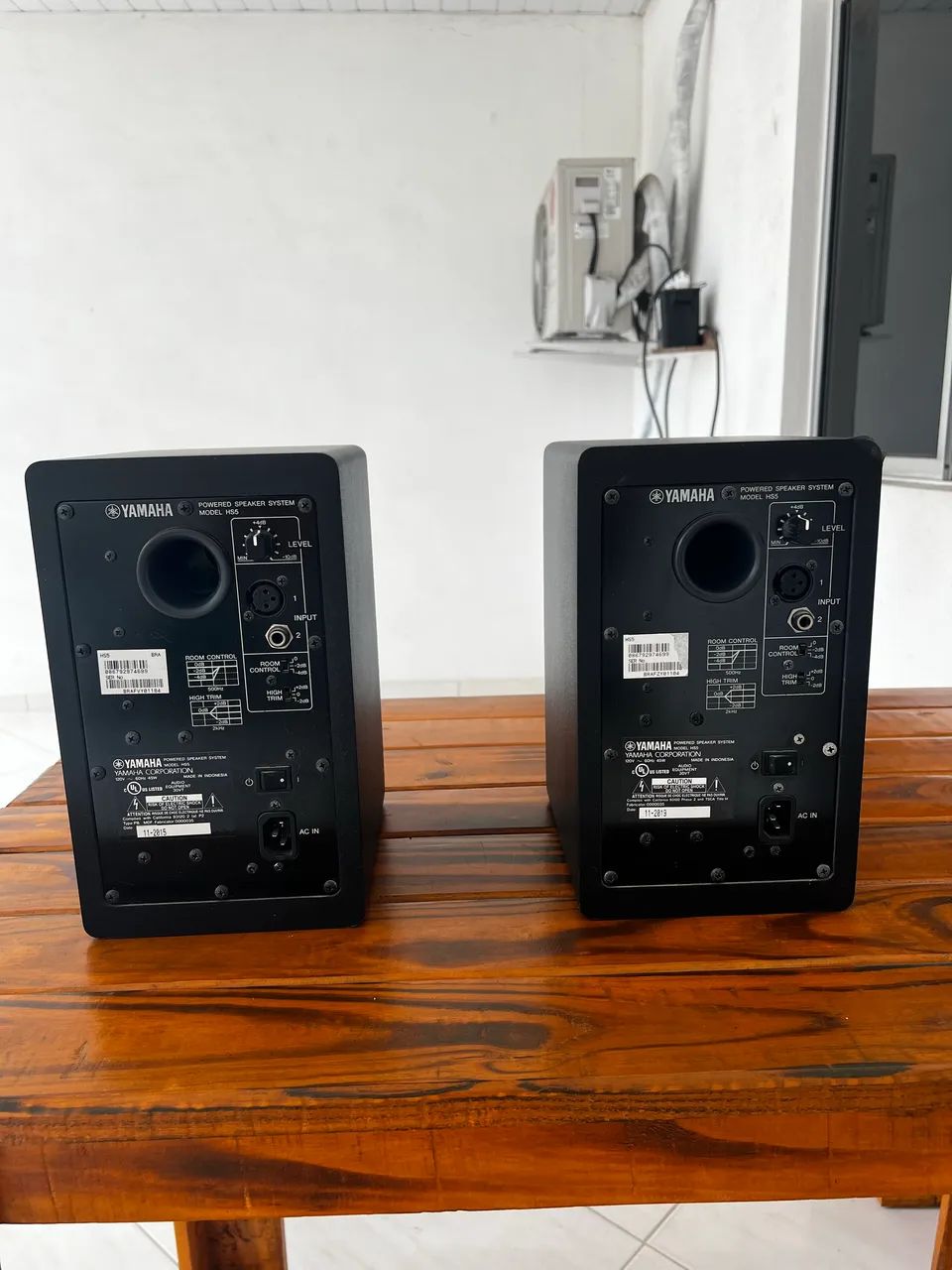 Par de monitores de áudio Yamaha hs5 - Foto 2