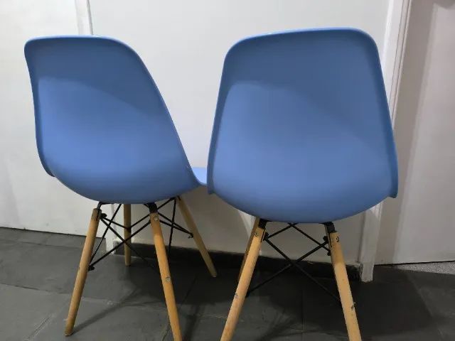 Par de Cadeiras Eames Eiffel Azul - Foto 3