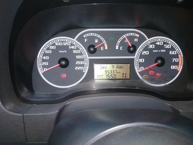 Palio essence 1.6 16v dualogic - Foto 2