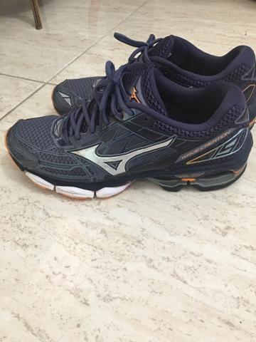 mizuno botinha