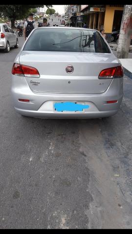 Vendo um Siena top completo Elx fazemos financiamento aceito moto de entrada - Foto 2