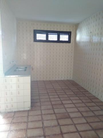 Alugo ou Vendo casa Dias Macedo - Foto 8