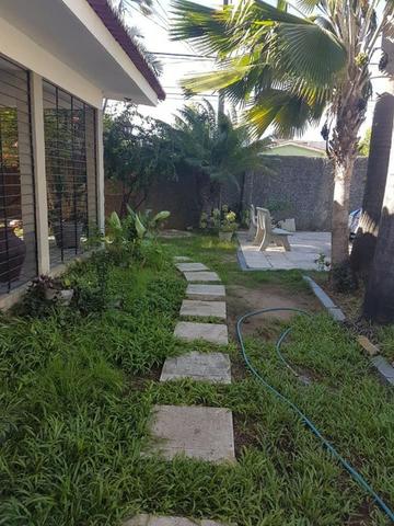 Casa com piscina no Janga R$750 mil / Locação R$3.500,00