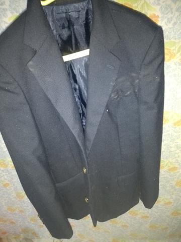 Terno: Calça N° 36 e Blazer N° 42 . Blazer preto: N° 44 + 2 gravatas - Foto 4