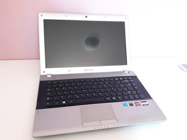 Notebook (com defeito)