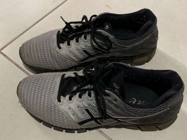 Tênis de corrida Tamanho 41 Asics Gel-Quantum 180 Cinza/Preto/Prata - Foto 3