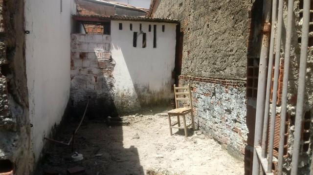 Vende-se uma casa ou troca