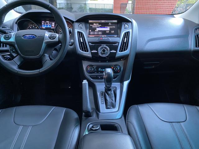 Ford Focus Titanium Plus - Foto 4