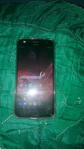 Moto z2 play vendo ou troco