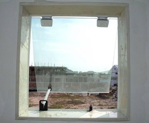 Porta Verde um basculante maxim-ar um basculante pivô do jeito que vai ficar na foto - Foto 4