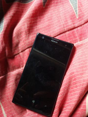 V/T Lumia 1020