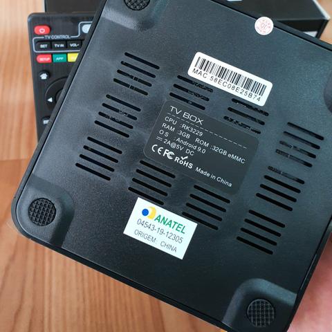 Tv box 3 gigas de ram 32 de rom(profissional) - Foto 3