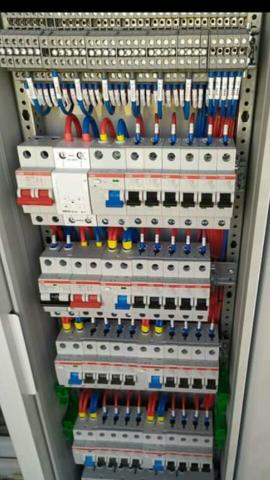 Eletricista montagem e manutenção residencial e industrial zap *