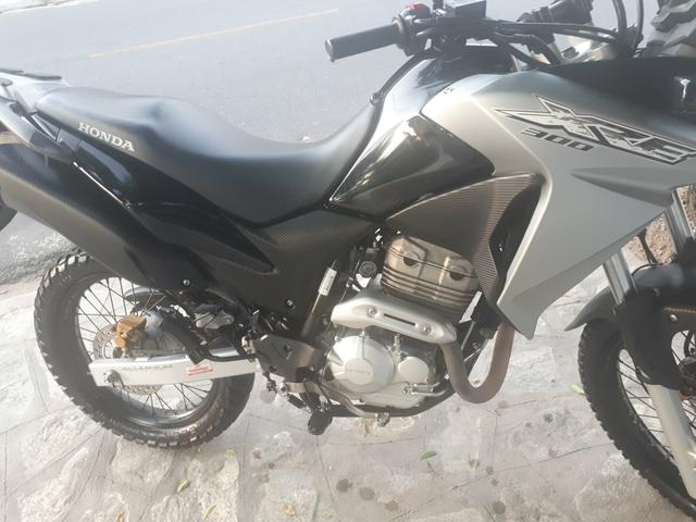 XRE 300 2018 Troco em carro do meu interesse - Foto 2