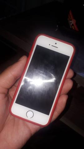Troco IPhone 5S por IPhone 6 com torna da minha parte - Foto 2