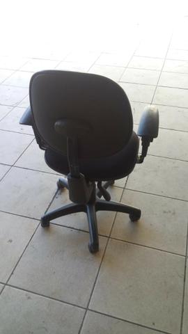 Cadeiras Lucarelli - Foto 3