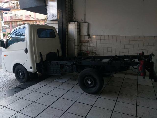Hyundai HR 2017 no baú ou carroceria ou chassis - Foto 5