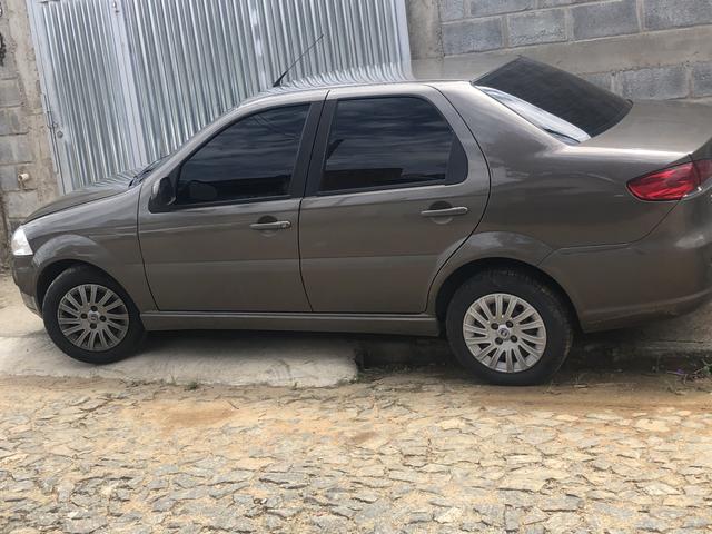 Siena 1.4 completo 2016 com Gnv