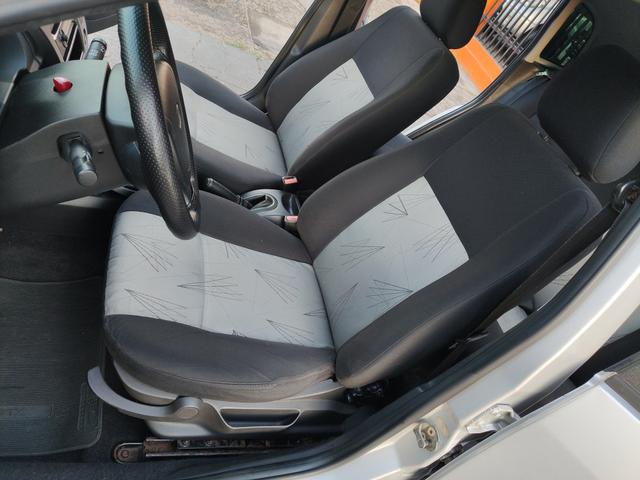 Ford fiesta 1.0 completo 2009 muito conservado - Foto 19