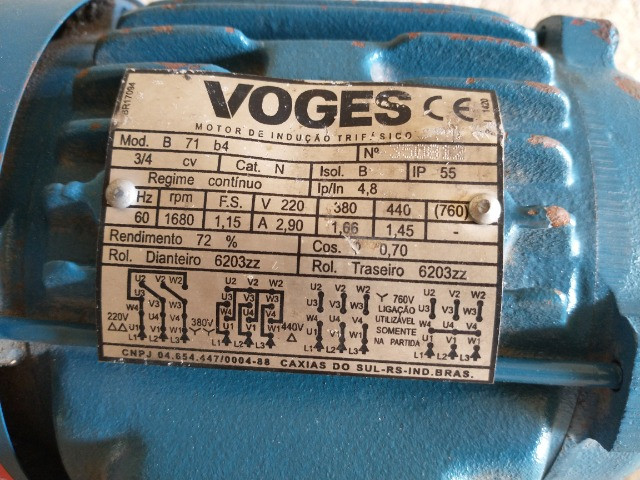 Motor indução trifásica
