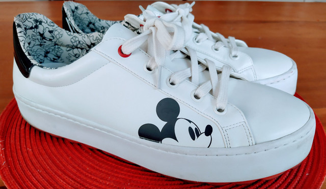 tênis feminino mickey tratorado