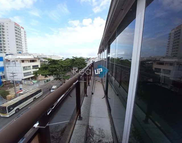 SALA COMERCIAL NA OLEGÁRIO MACIEL -JARDIM OCEÂNICO