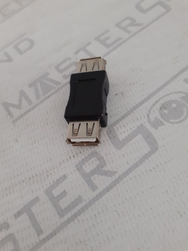 Adaptador usb. Fêmea X fêmea. Novo.