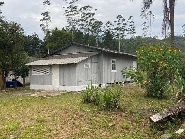 Sala para alugar no bairro Centro em Schroeder/SC