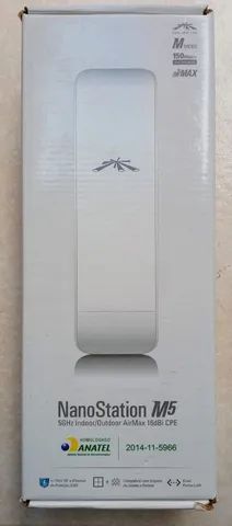 Ubiquiti NanoStation M5 5GHz Indoor/Outdoor AirMax