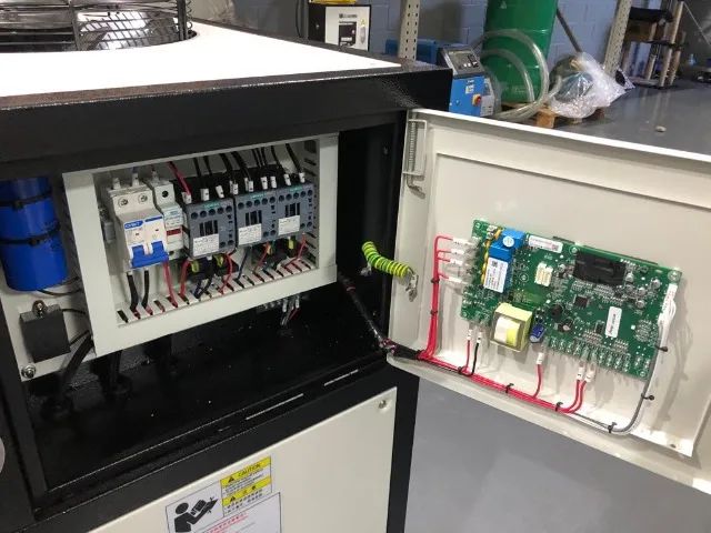 Geladeira industrial resfriada a ar de 7.396KCAL/H - Foto 4