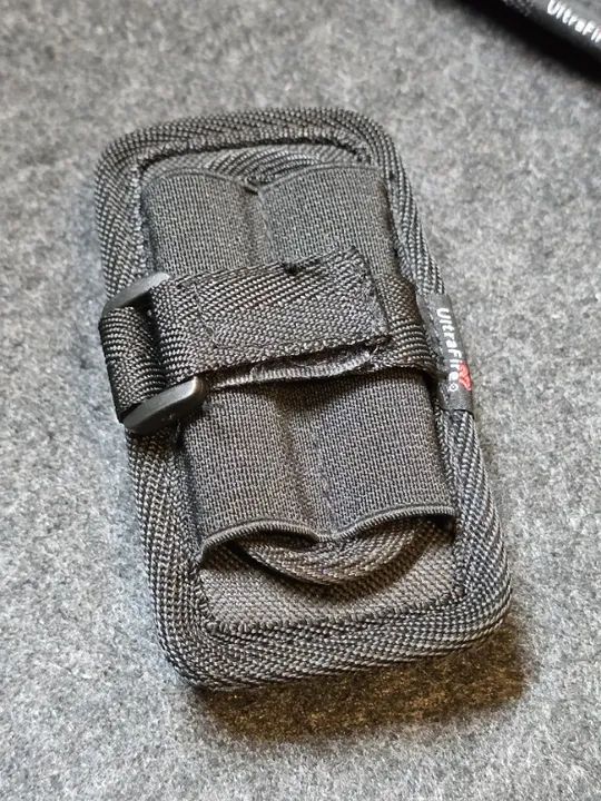 Clipe esportivo com rotação 360° :: lanternas mochilas equipamentos gerais :: camping tril - Foto 5