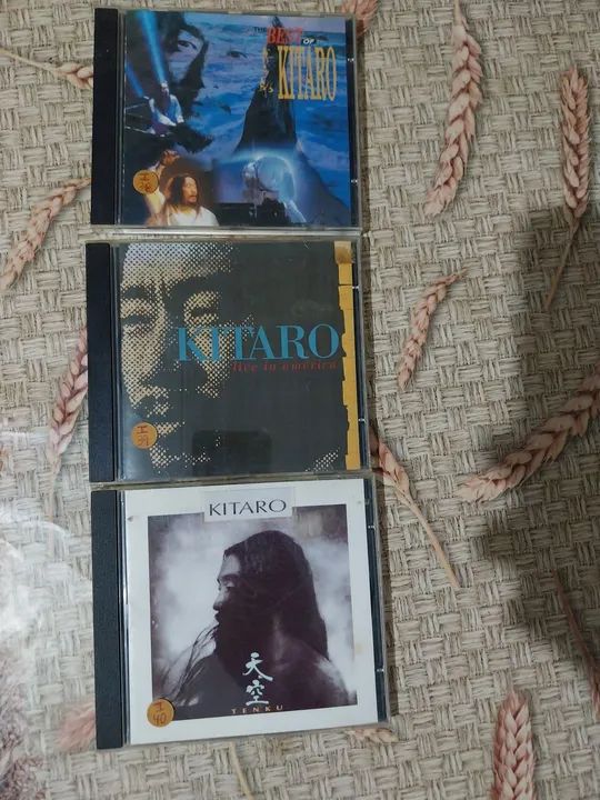 Cds 03 cds do Kitaro originais usados em ótimo estado de conservação 50 reais o lote 