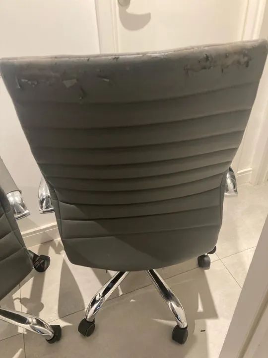 2 Cadeiras de Escritório Usadas - Foto 6