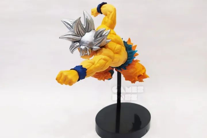 Action Figure Goku Ultra Instinct (Dragon Ball) - Foto 4