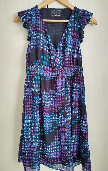 Vestido com estampa - Marca Naguchi - Foto 2