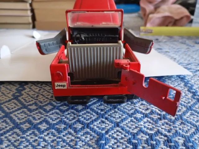 Miniatura Jipe Jeep Wrangler SS 7105 - Foto 6