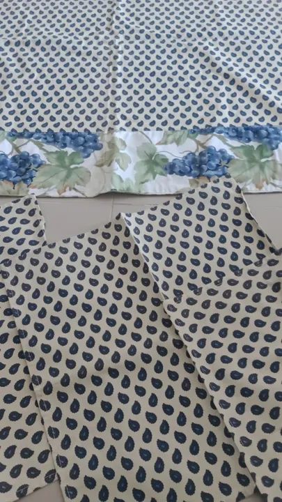 Toalha de mesa Marnik quadrada e guardanapos - Foto 2