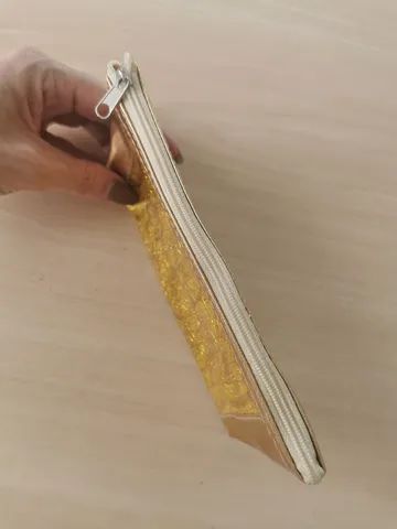 Bolsinha dourada - Foto 2
